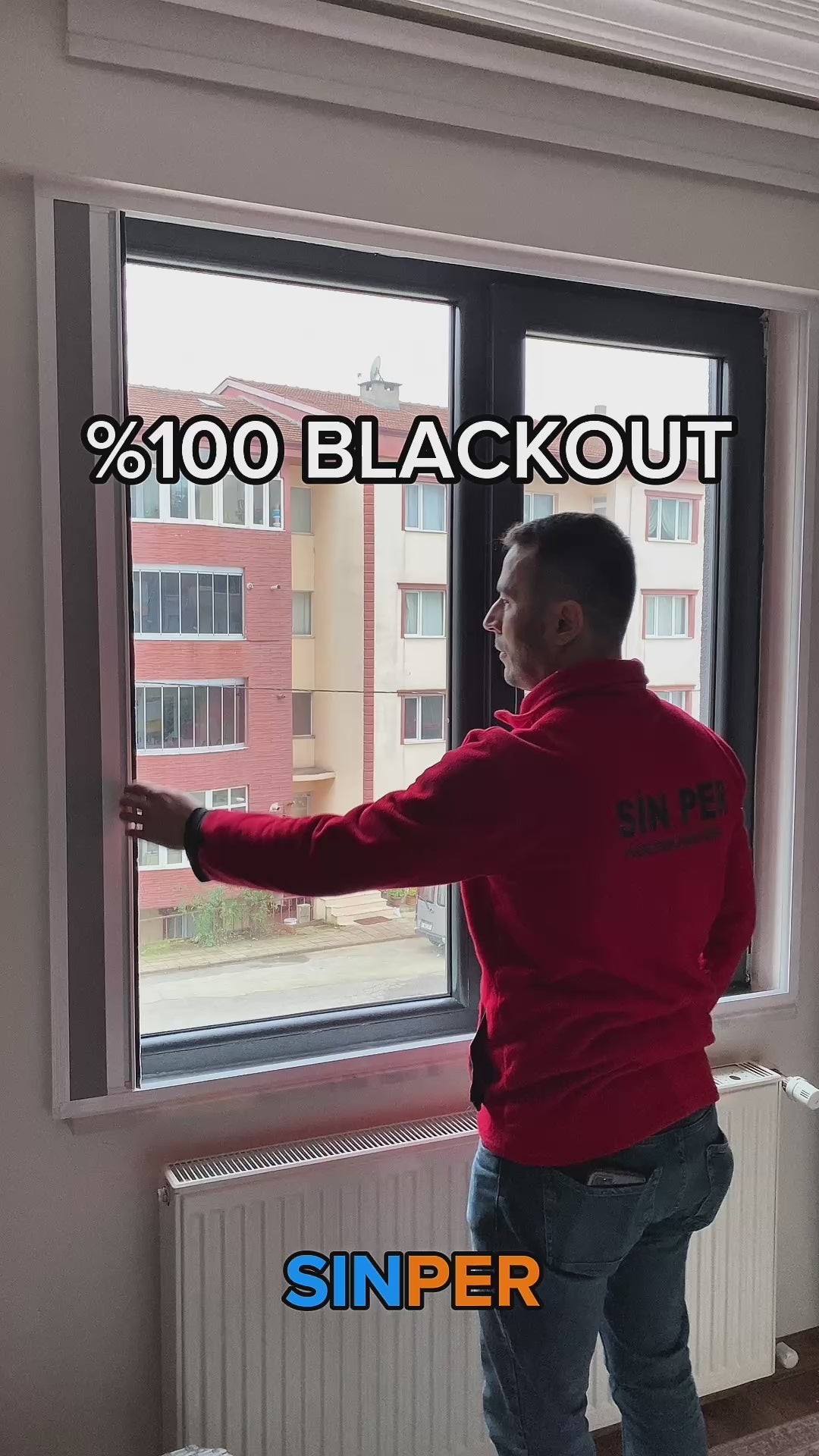Video laden: 100 % Verdunkelung, isolierte Faltschiebetür, 0-100 x 0-230 cm, individuelle Größe